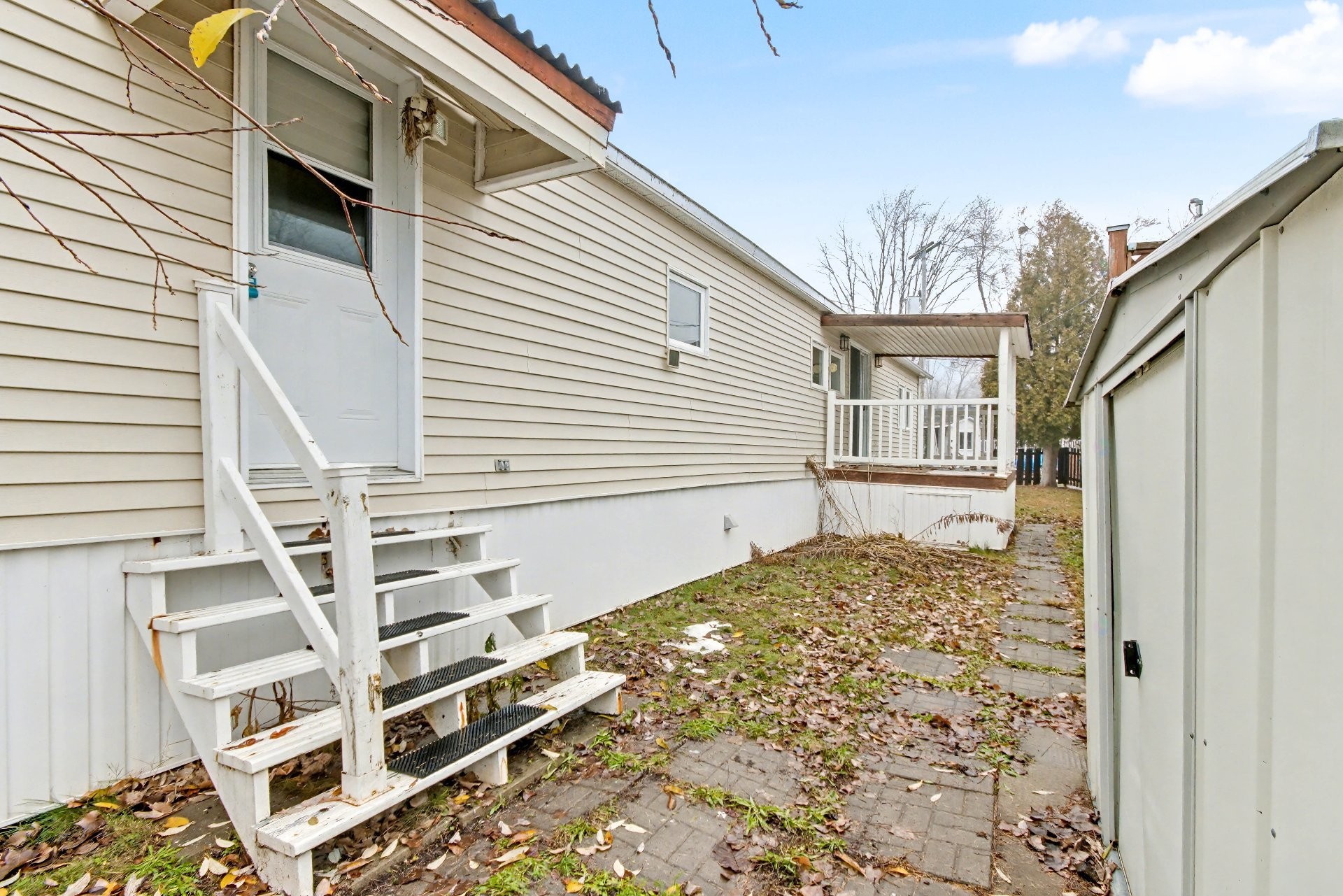 









3950


Boul. Sir-Wilfrid-Laurier

, 144,
Longueuil (Saint-Hubert),




QC
J3Y5Y9

