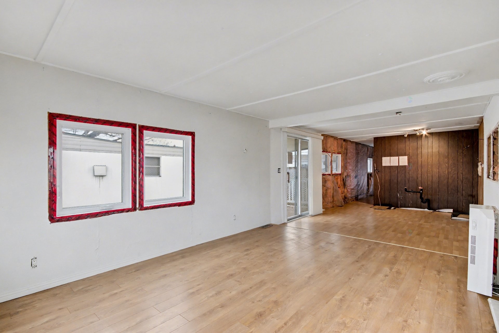 









3950


Boul. Sir-Wilfrid-Laurier

, 144,
Longueuil (Saint-Hubert),




QC
J3Y5Y9

