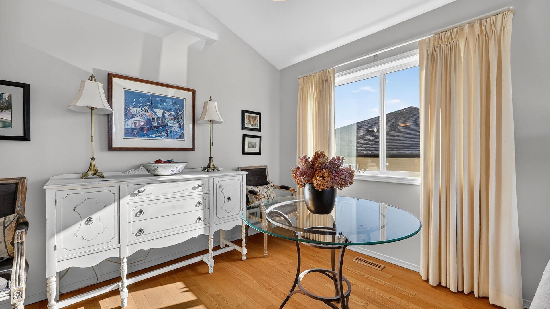 









1568


Longley

Crescent,
Kelowna,




BC
V1P 1M9

