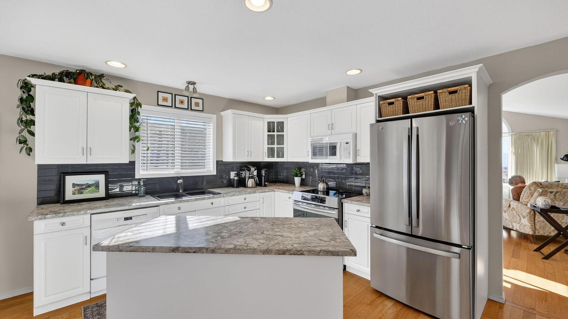 









1568


Longley

Crescent,
Kelowna,




BC
V1P 1M9

