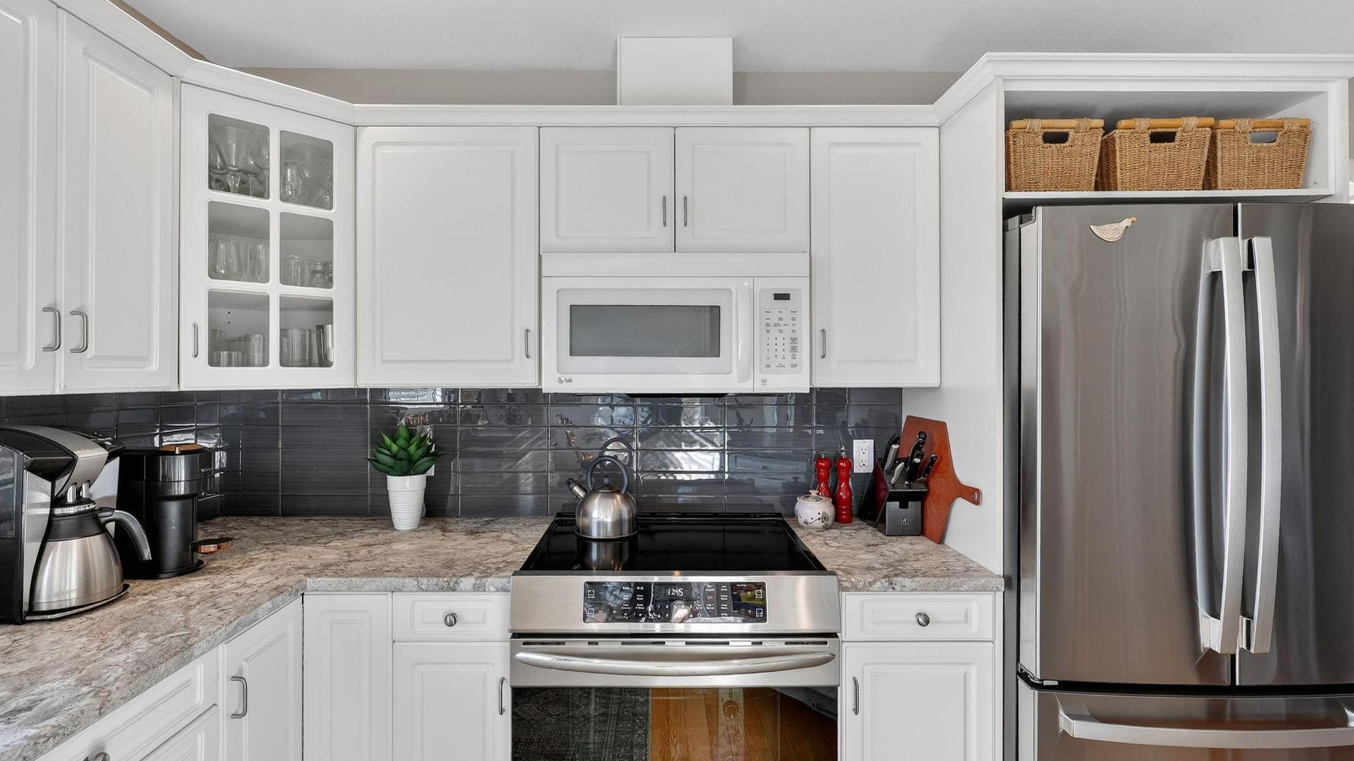 









1568


Longley

Crescent,
Kelowna,




BC
V1P 1M9

