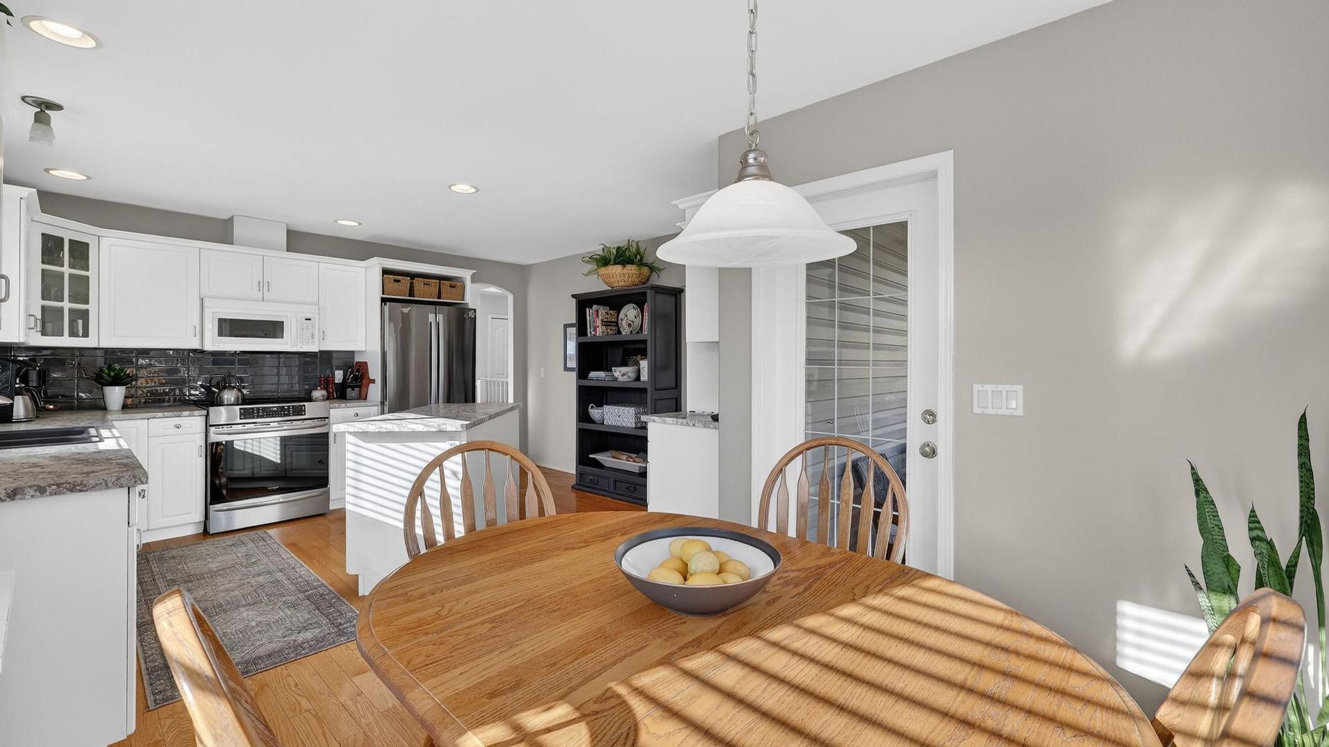 









1568


Longley

Crescent,
Kelowna,




BC
V1P 1M9

