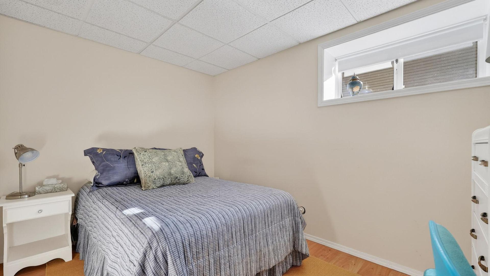 









1568


Longley

Crescent,
Kelowna,




BC
V1P 1M9

