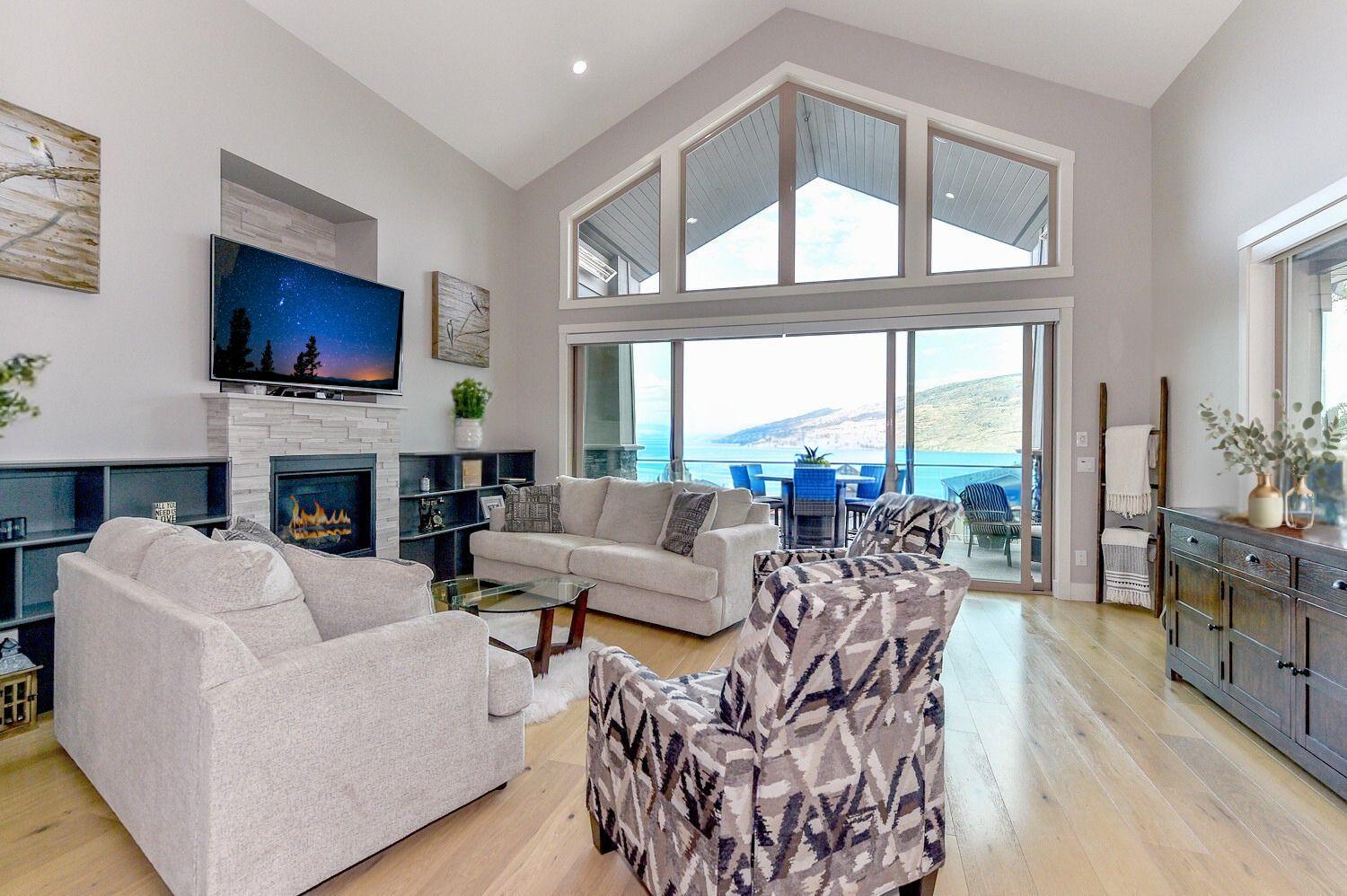 









6267


Sundstrom

Court, 1,
Peachland,




BC
V0H 1X7

