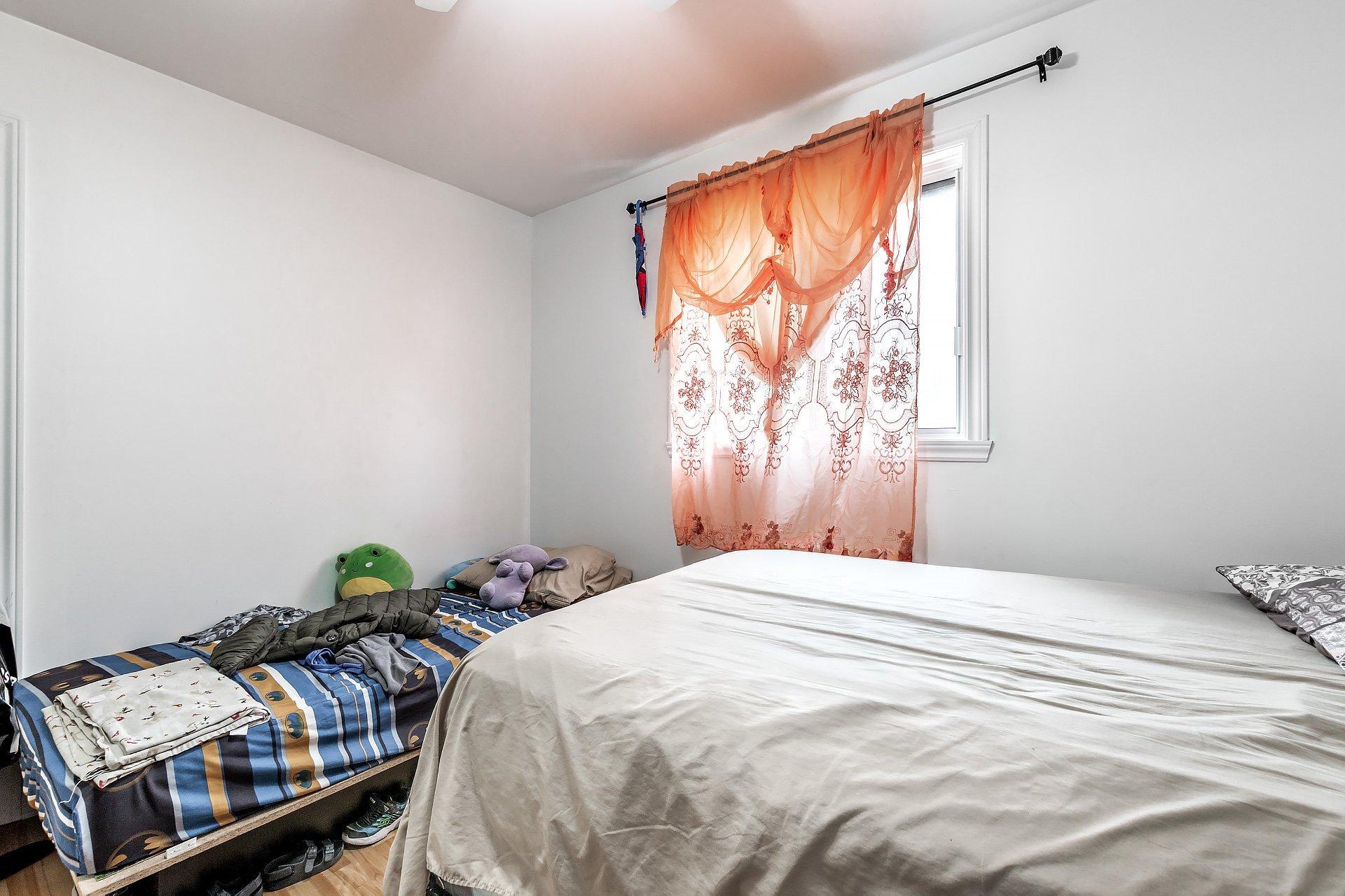 









6396


Rue Villeneuve

, 7,
Montréal (Montréal-Nord),




QC
H1G1M4

