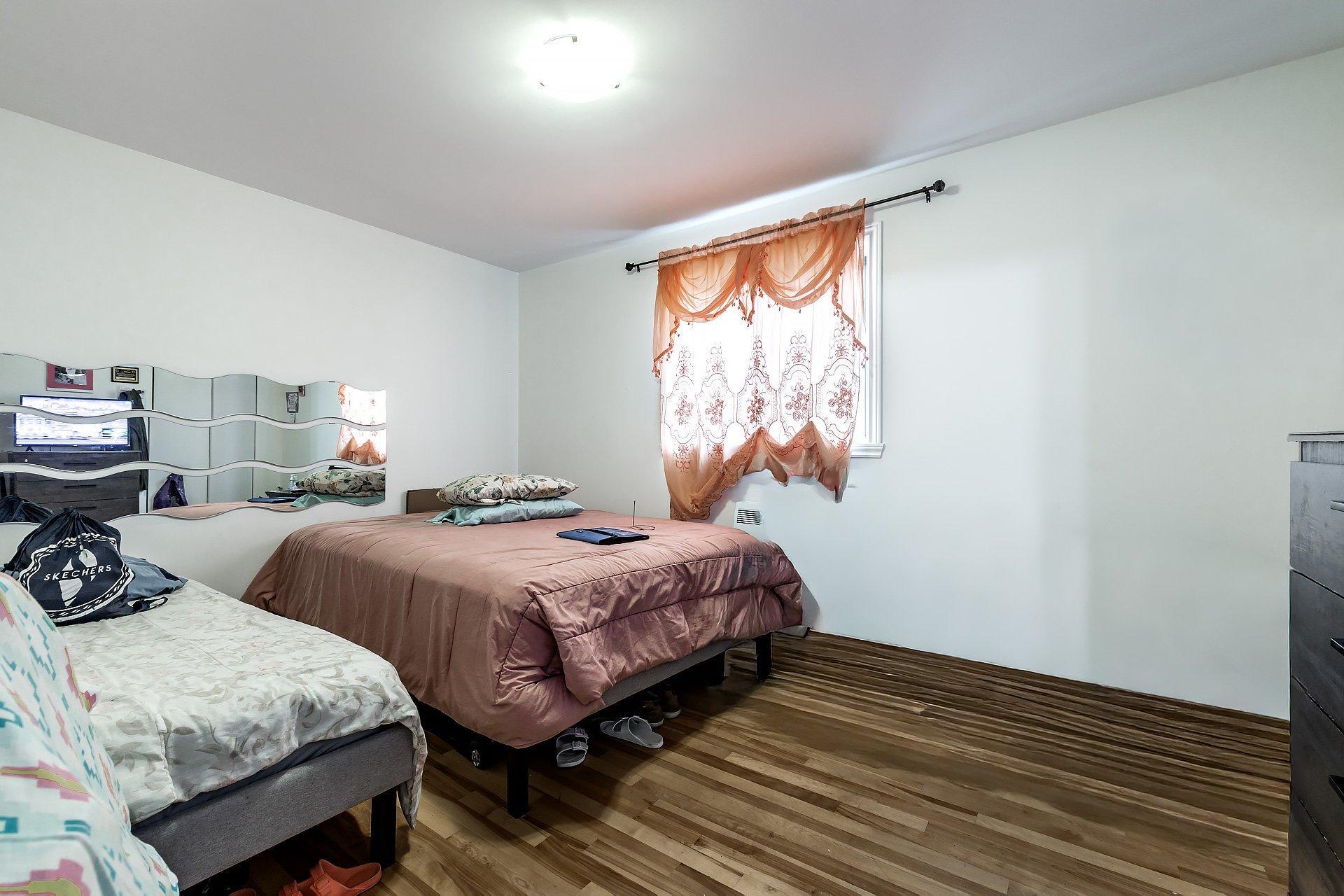 









6396


Rue Villeneuve

, 7,
Montréal (Montréal-Nord),




QC
H1G1M4

