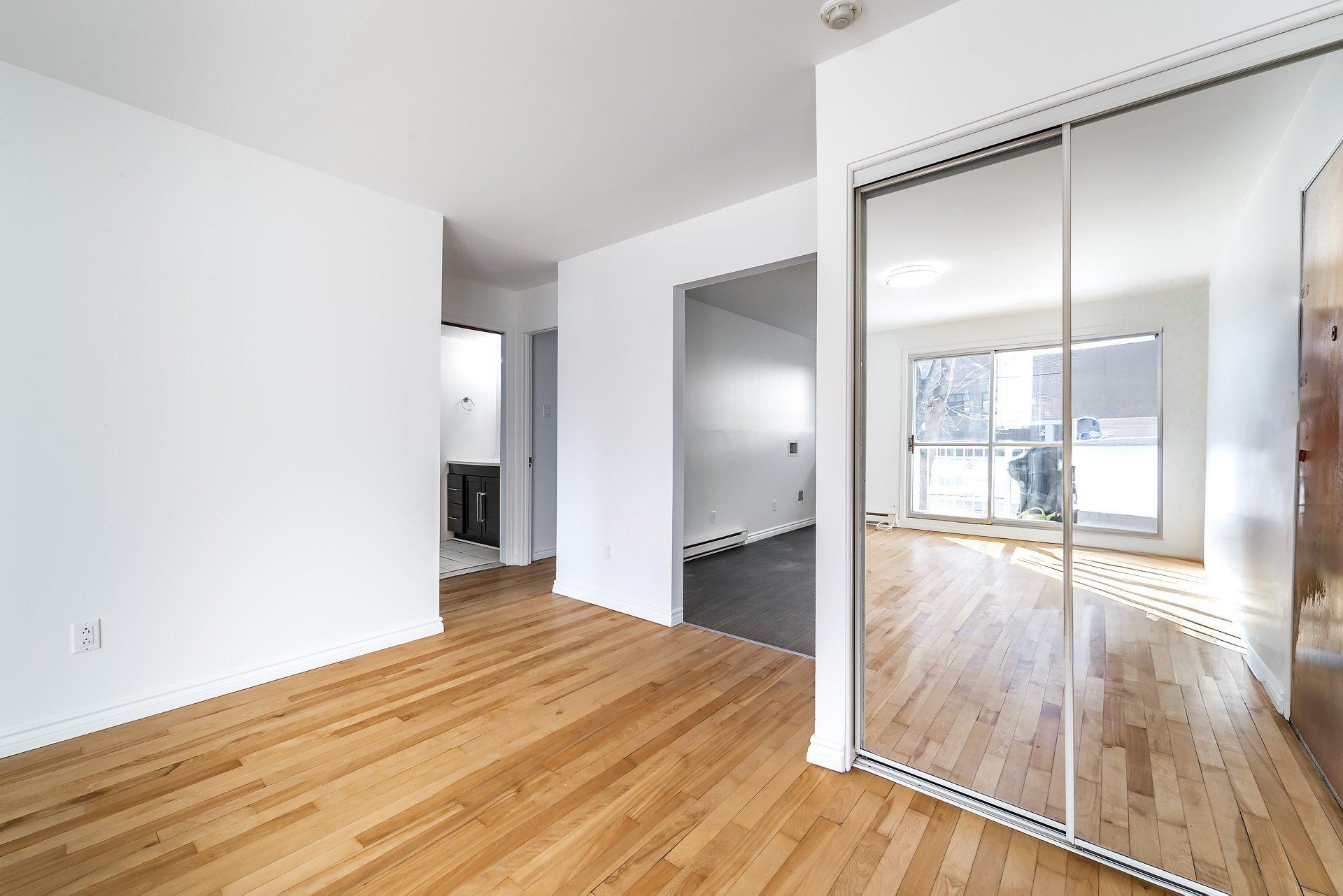 









405


Rue Lamarre

, 5,
Longueuil (Le Vieux-Longueuil),




QC
J4J1T1

