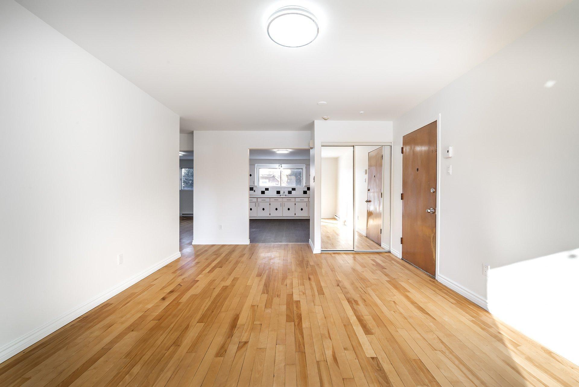 









405


Rue Lamarre

, 5,
Longueuil (Le Vieux-Longueuil),




QC
J4J1T1

