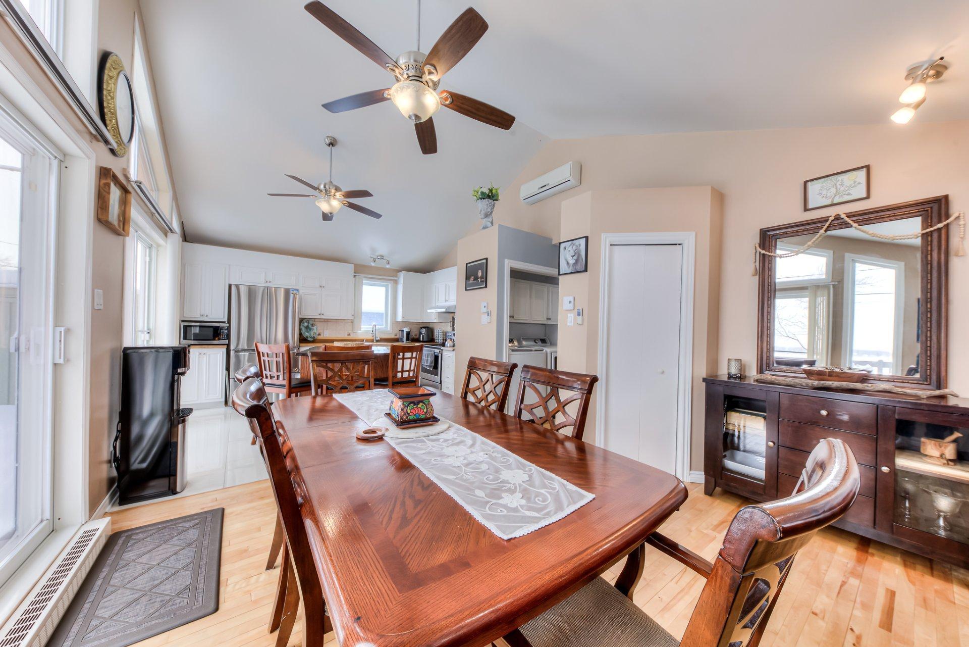 









471


Av. de Venise O.

,
Venise-en-Québec,




QC
J0J2K0

