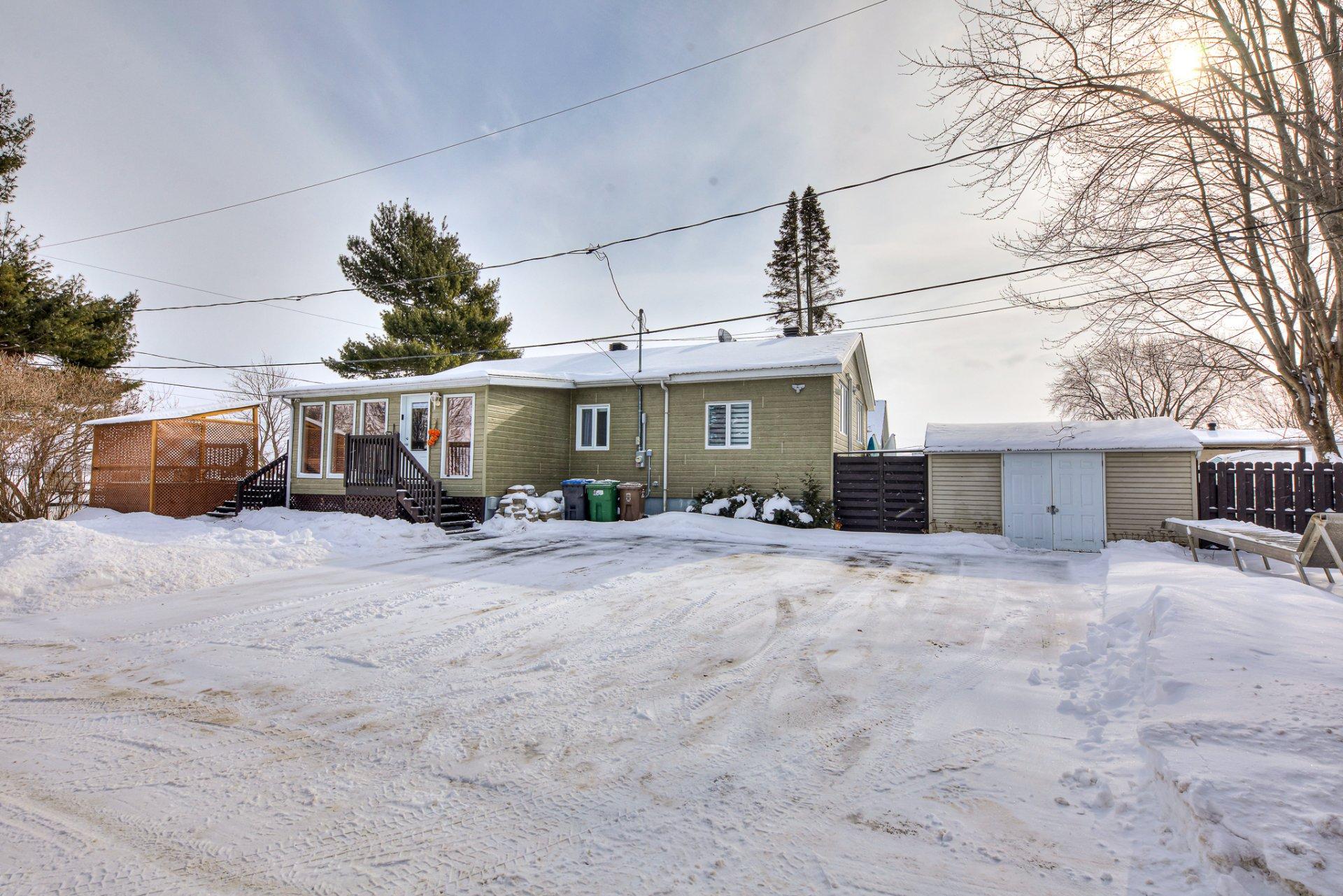 









471


Av. de Venise O.

,
Venise-en-Québec,




QC
J0J2K0

