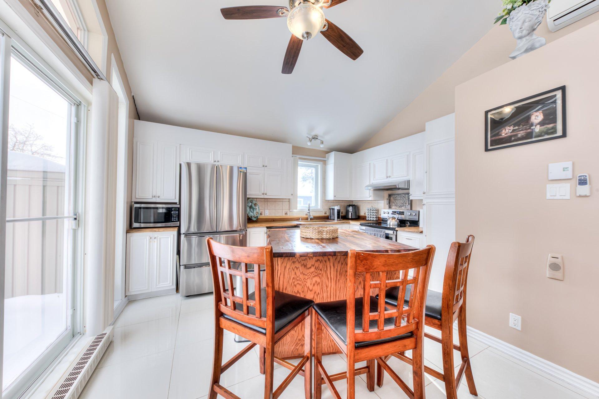 









471


Av. de Venise O.

,
Venise-en-Québec,




QC
J0J2K0

