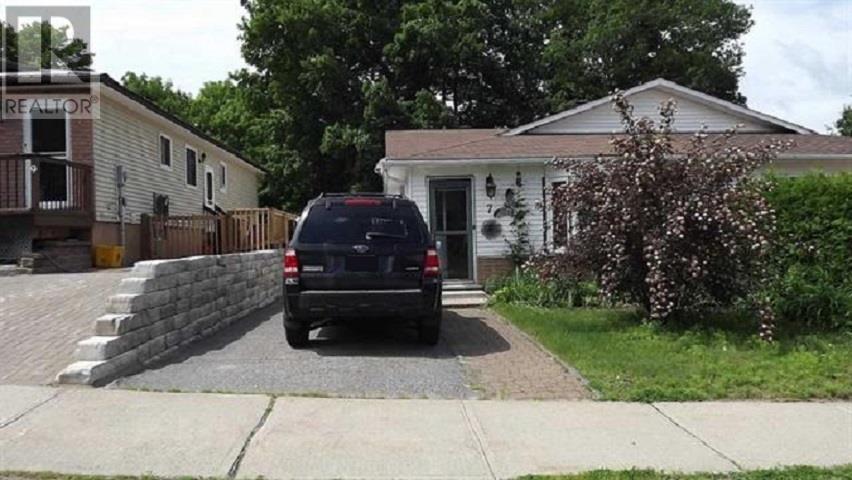 












7 Feltz RD

,
Elliot Lake,




Ontario
P5A1V3

