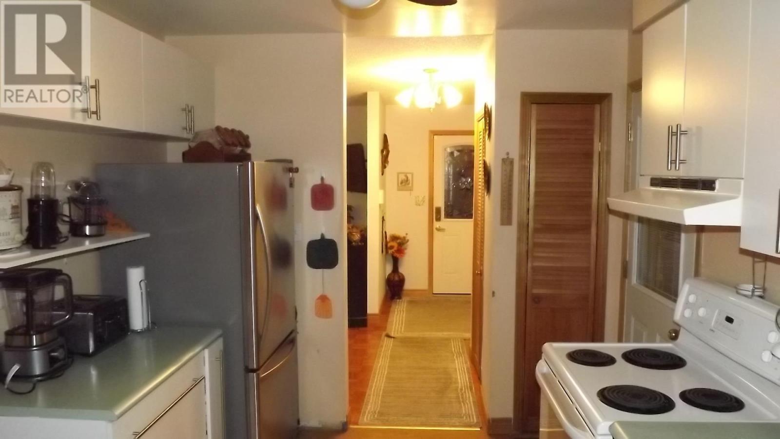 












7 Feltz RD

,
Elliot Lake,




Ontario
P5A1V3

