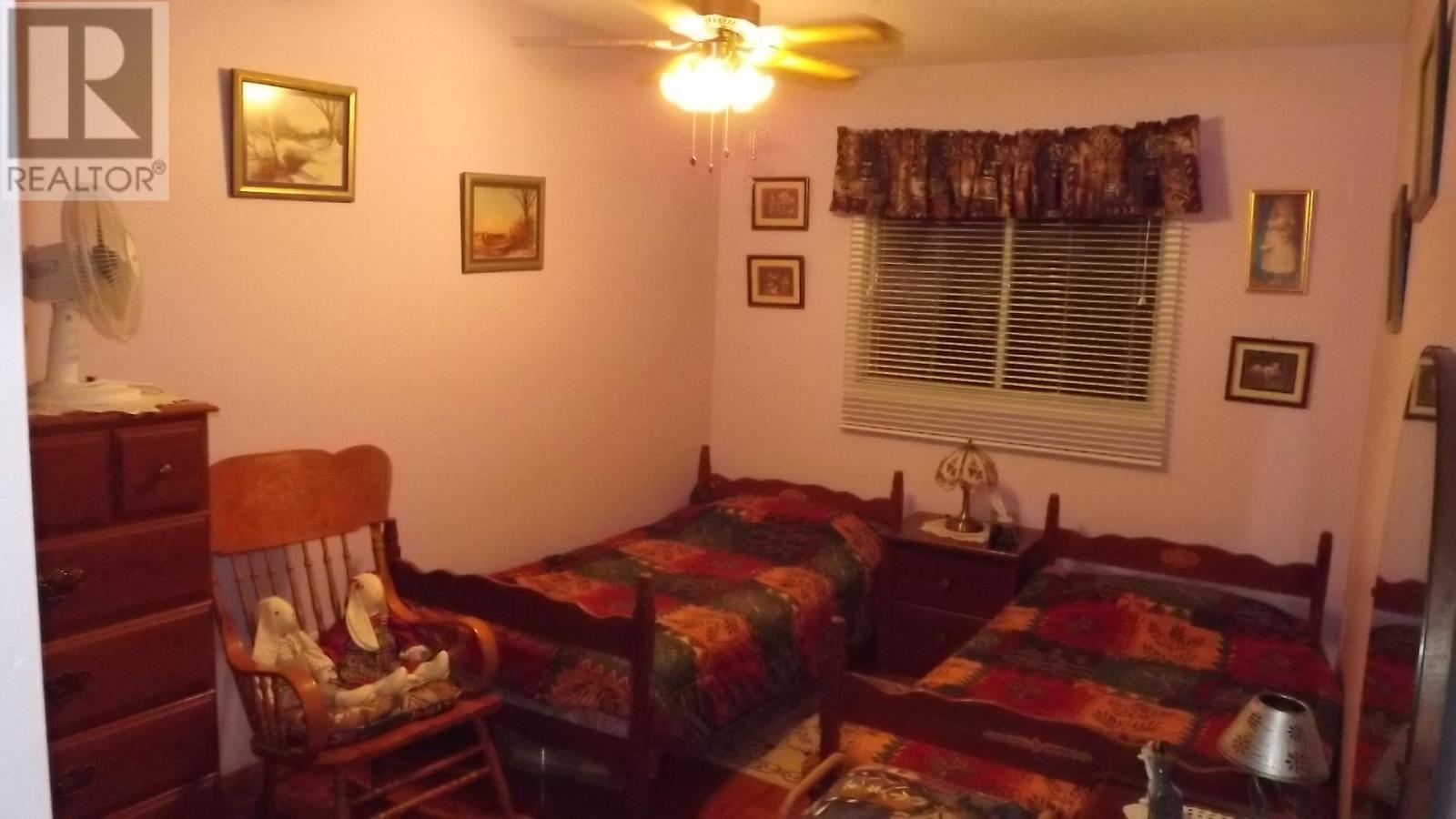 












7 Feltz RD

,
Elliot Lake,




Ontario
P5A1V3

