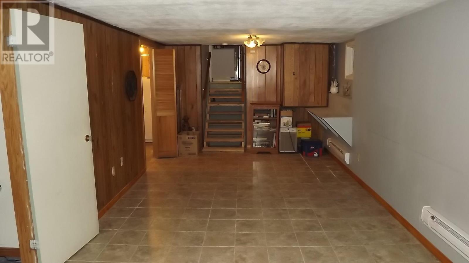 












7 Feltz RD

,
Elliot Lake,




Ontario
P5A1V3

