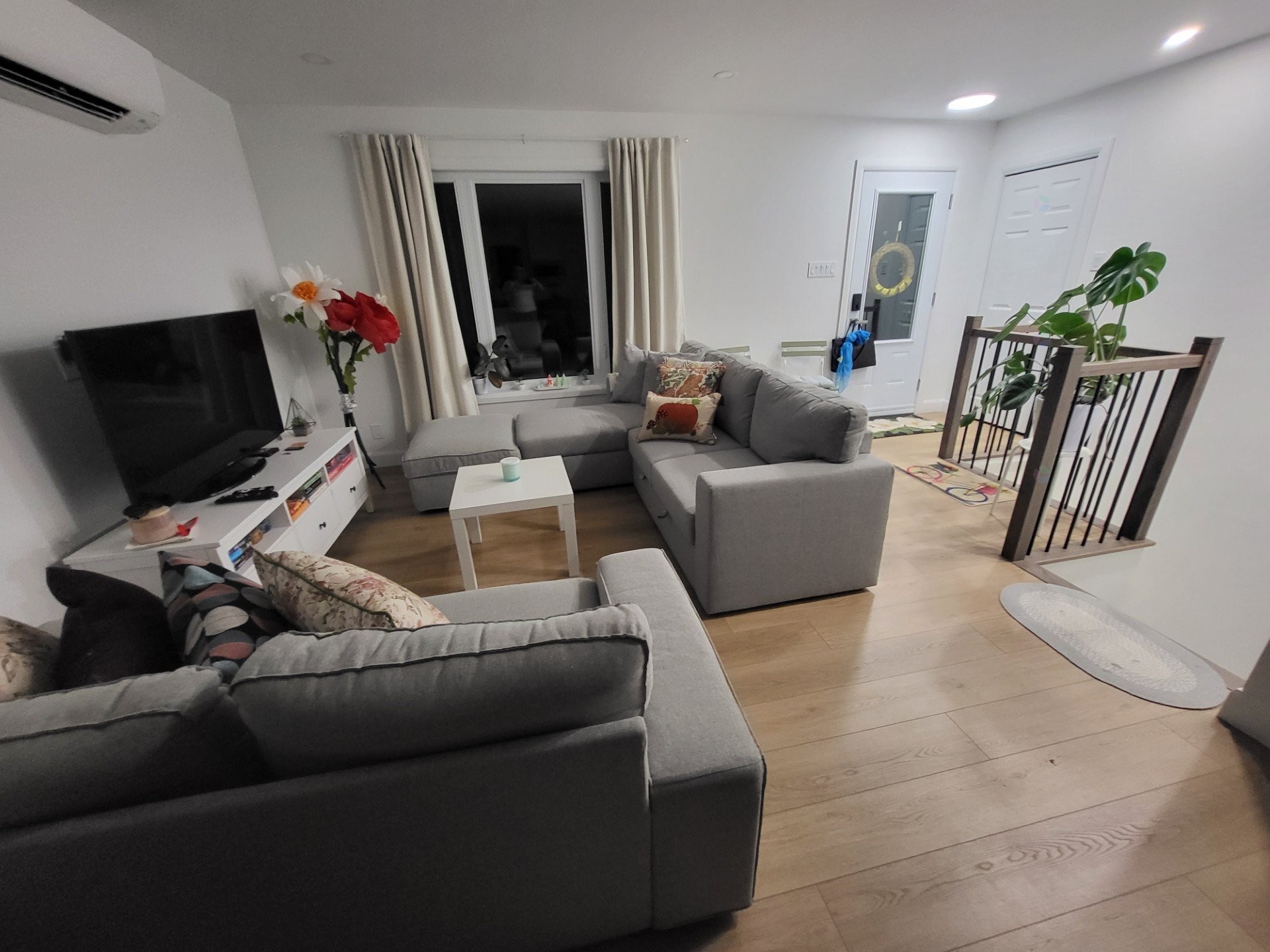 









1844


Ch. Lakeshore

,
Clarenceville,




QC
J0J1B0

