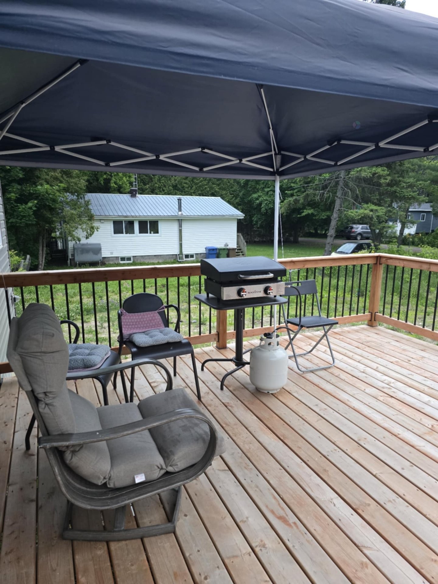 









1844


Ch. Lakeshore

,
Clarenceville,




QC
J0J1B0

