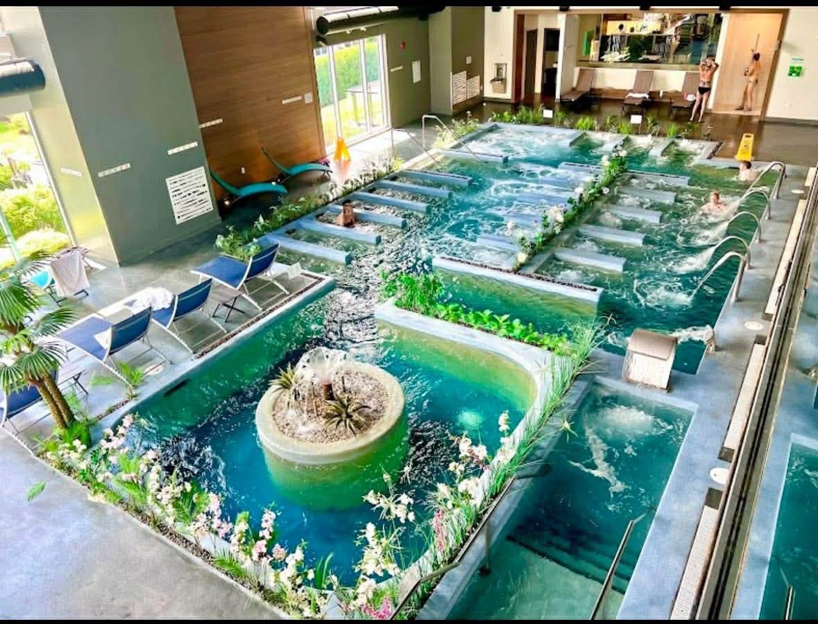 









1844


Ch. Lakeshore

,
Clarenceville,




QC
J0J1B0

