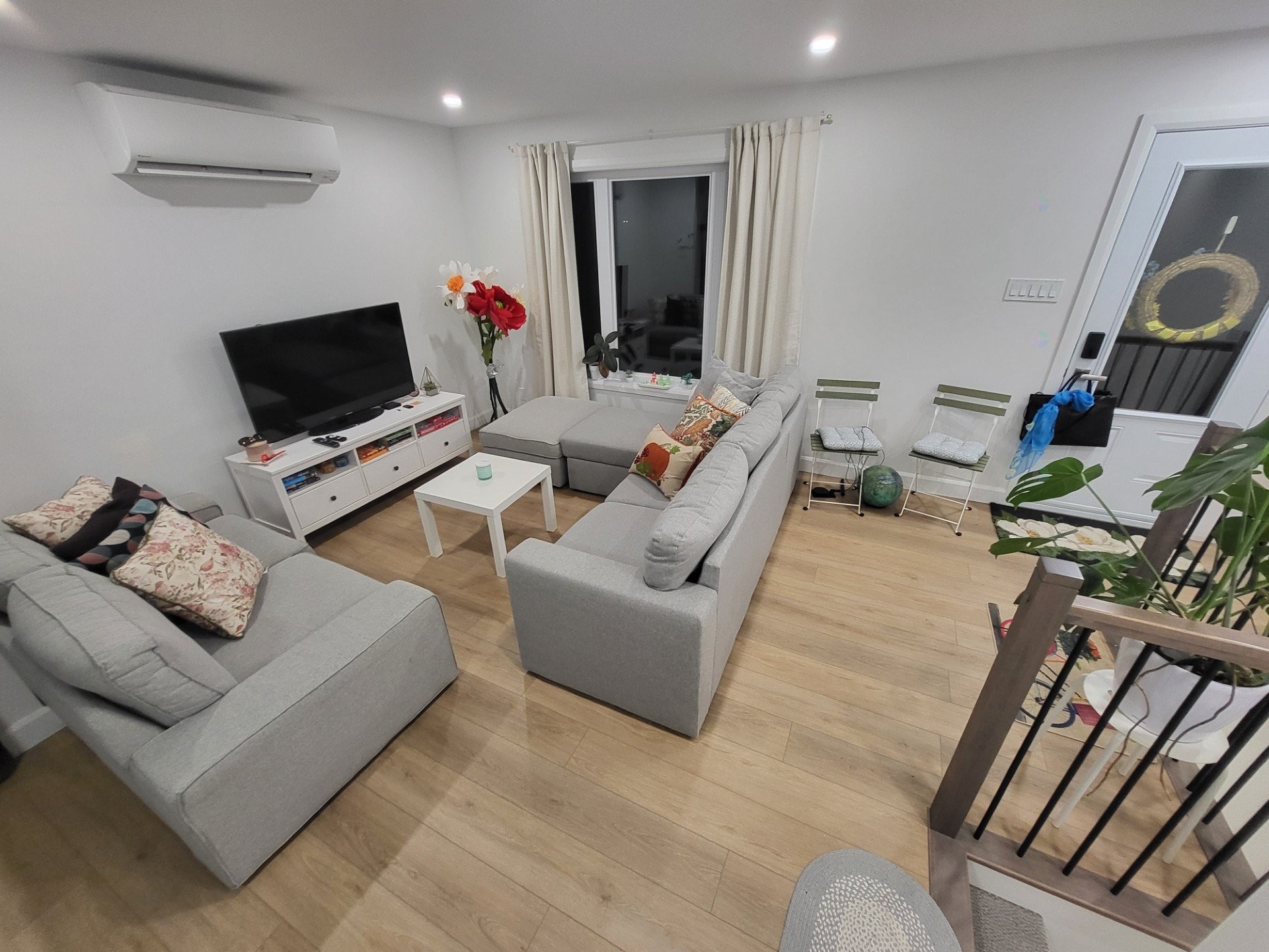 









1844


Ch. Lakeshore

,
Clarenceville,




QC
J0J1B0

