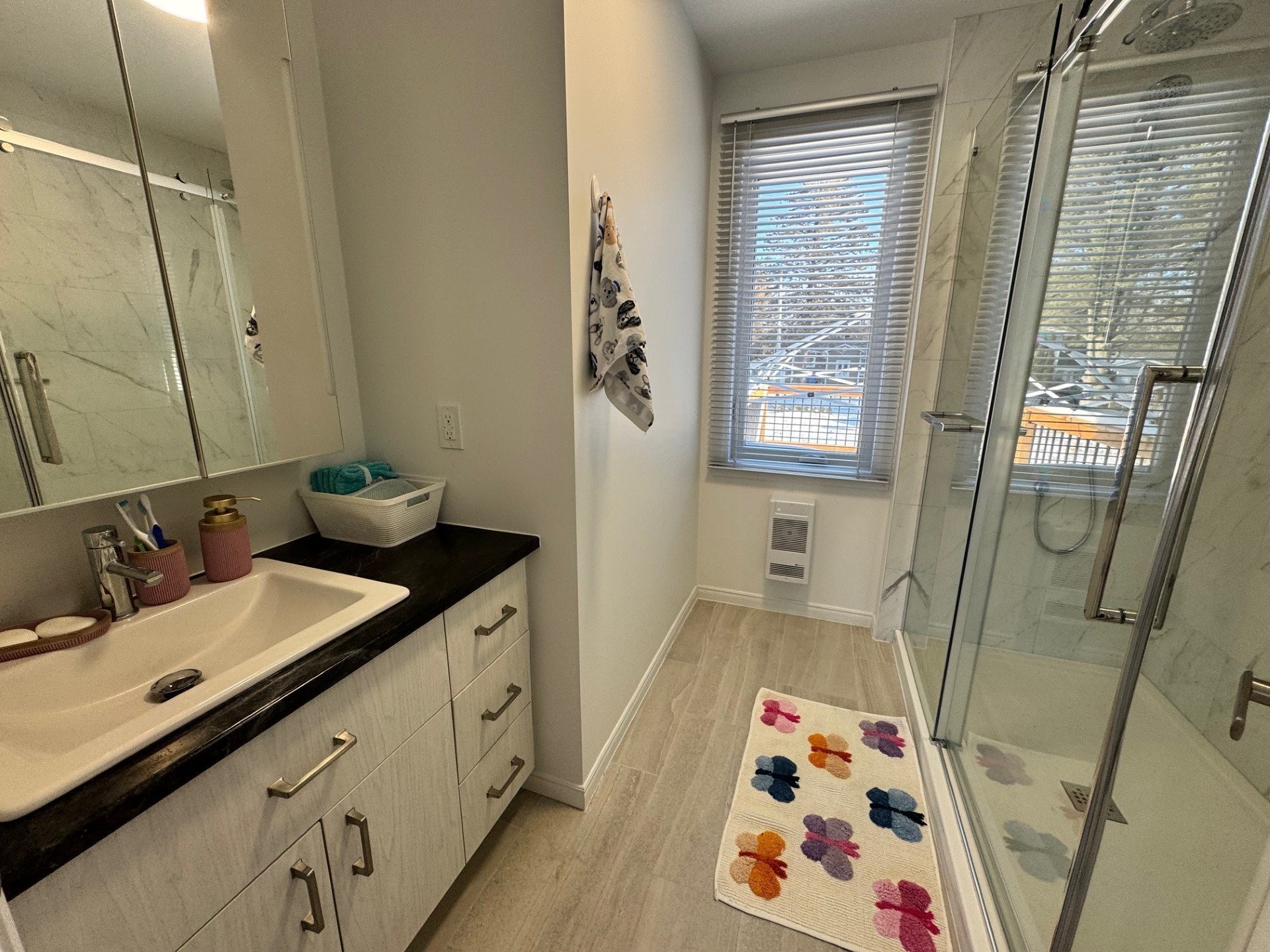 









1844


Ch. Lakeshore

,
Clarenceville,




QC
J0J1B0

