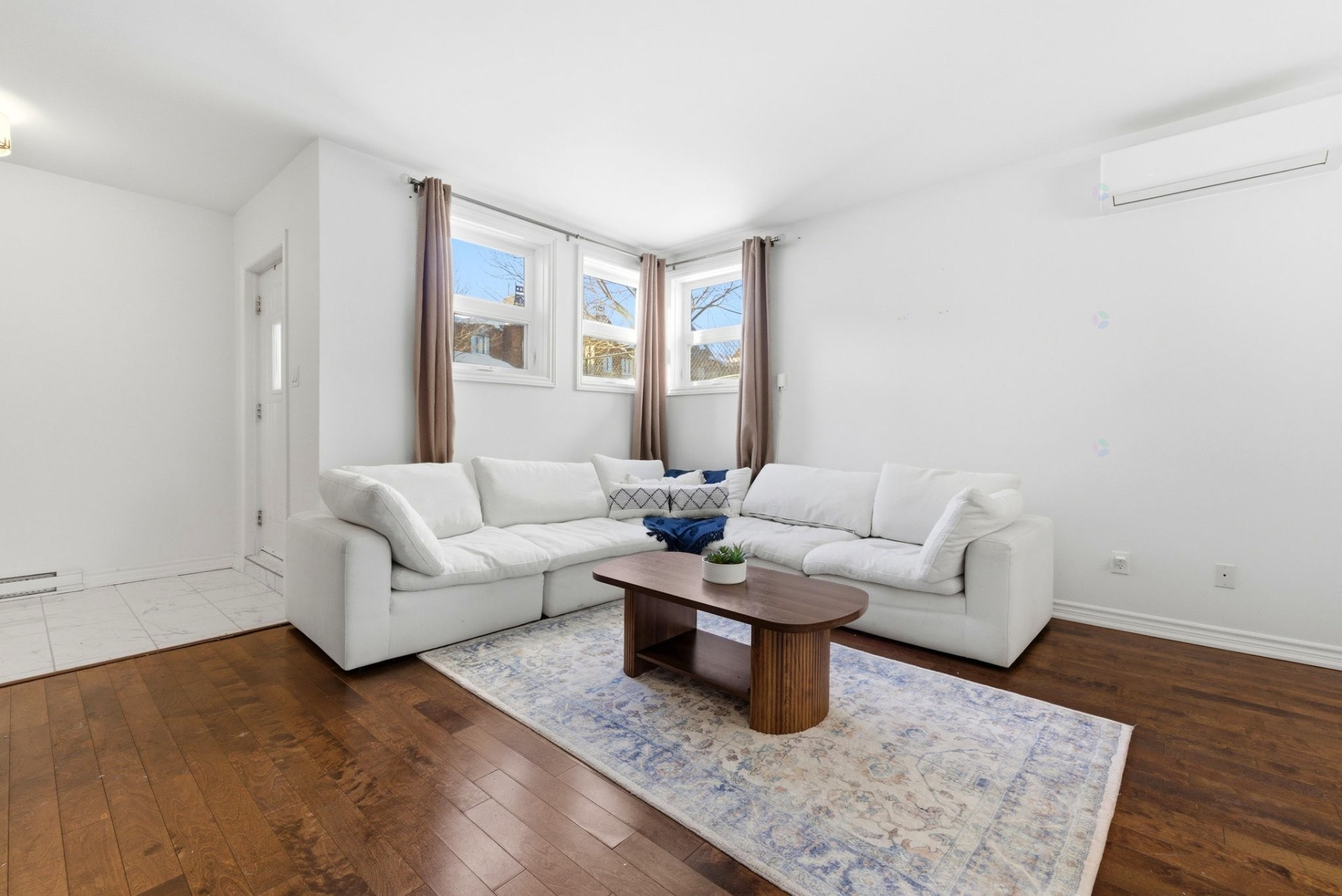 









23


Rue du Luxembourg

, A,
Gatineau (Aylmer),




QC
J9J0W5

