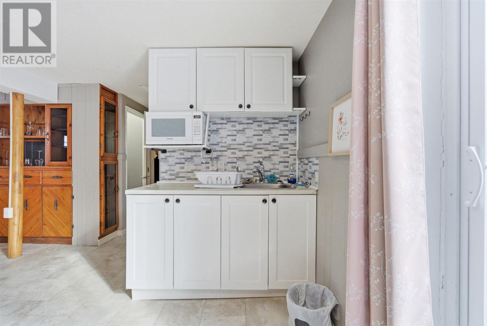 












151 Youngfox RD

,
Blind River,




Ontario
P0R1B0

