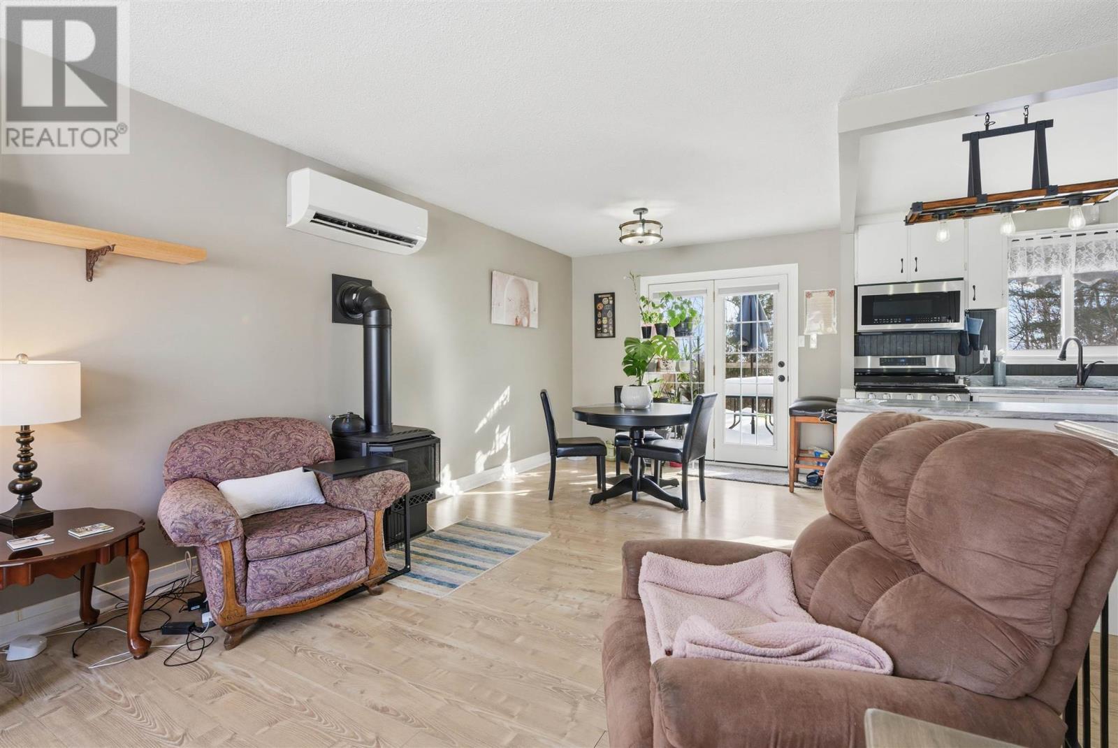 












151 Youngfox RD

,
Blind River,




Ontario
P0R1B0

