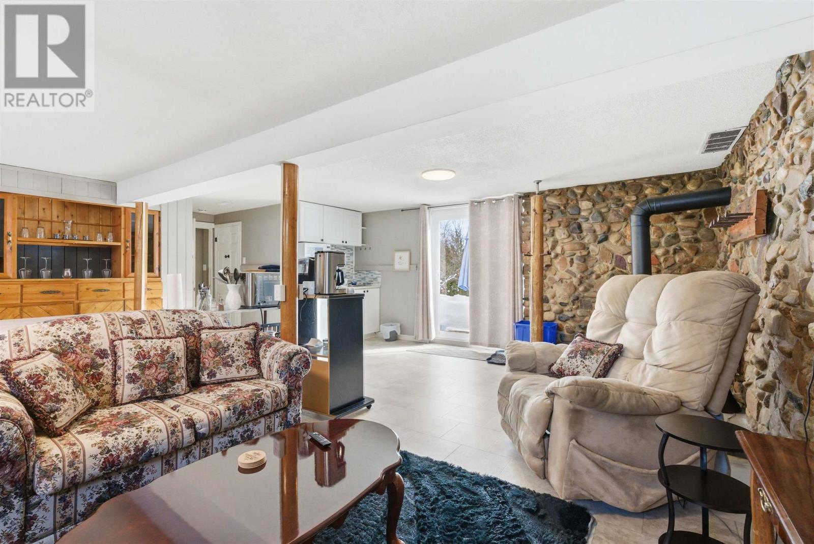 












151 Youngfox RD

,
Blind River,




Ontario
P0R1B0

