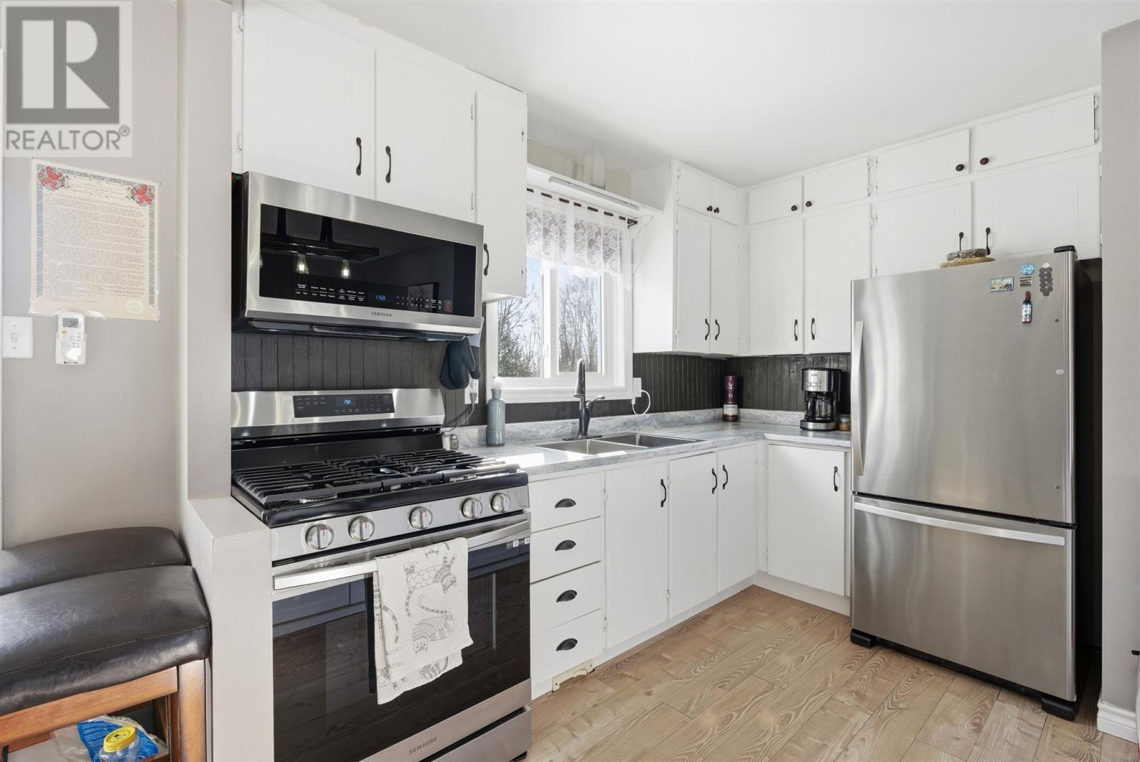 












151 Youngfox RD

,
Blind River,




Ontario
P0R1B0

