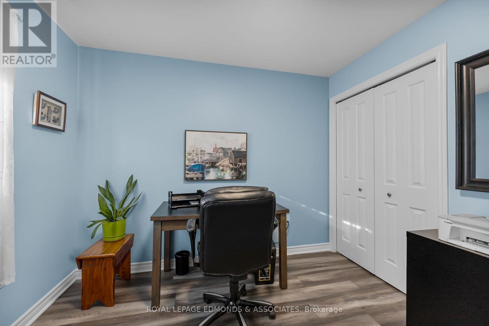 












11 TERRANCE DRIVE

,
Petawawa,




Ontario
K8H0G3

