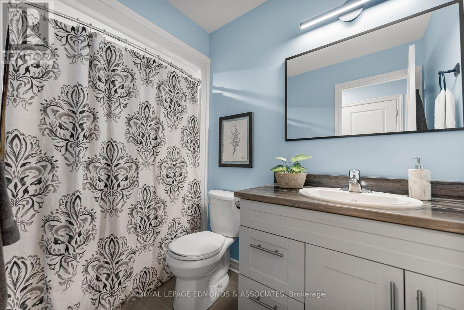 












11 TERRANCE DRIVE

,
Petawawa,




Ontario
K8H0G3

