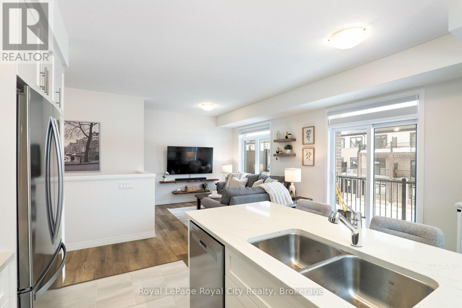 












83 THATCHER DRIVE

,
Guelph (Kortright East),




Ontario
N1L1B3

