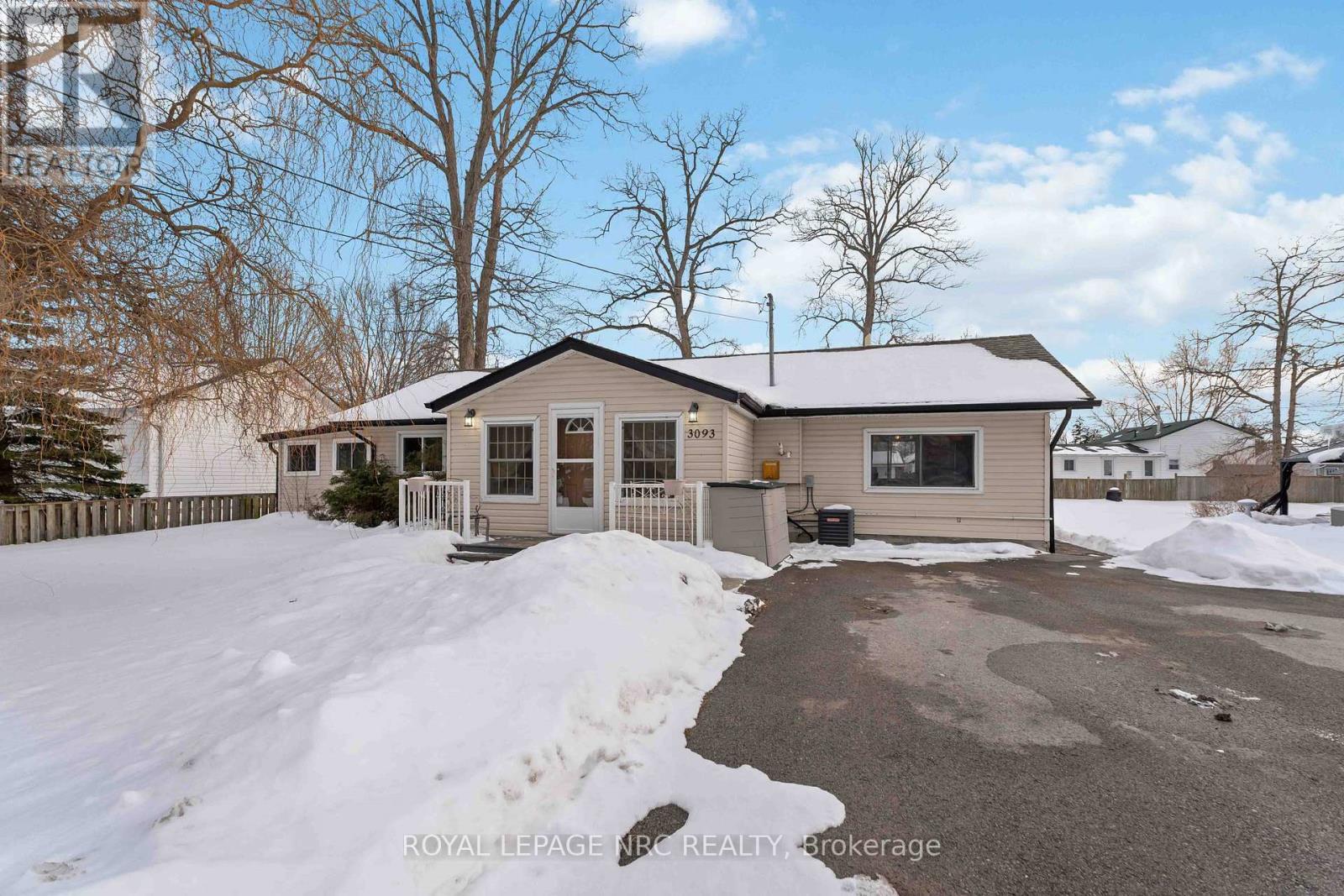 












3093 HYMAN AVENUE

,
Fort Erie (Ridgeway),




Ontario
L0S1N0

