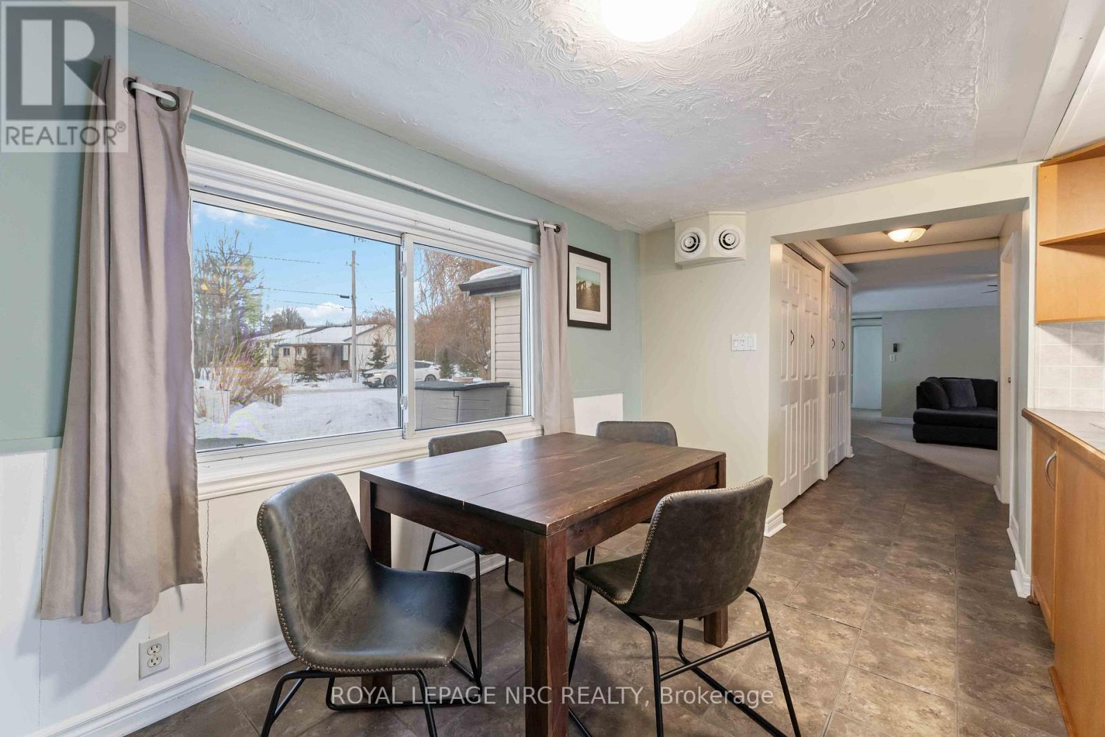 












3093 HYMAN AVENUE

,
Fort Erie (Ridgeway),




Ontario
L0S1N0

