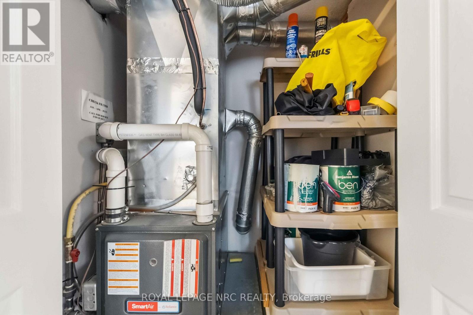 












3093 HYMAN AVENUE

,
Fort Erie (Ridgeway),




Ontario
L0S1N0

