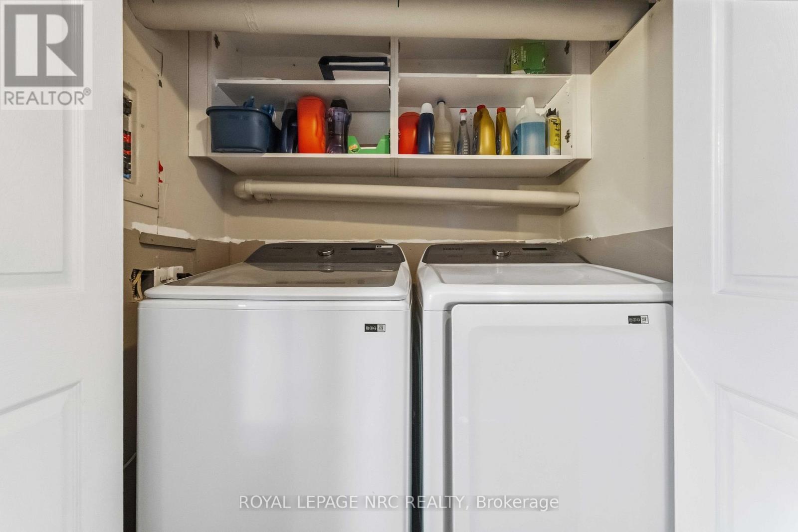 












3093 HYMAN AVENUE

,
Fort Erie (Ridgeway),




Ontario
L0S1N0

