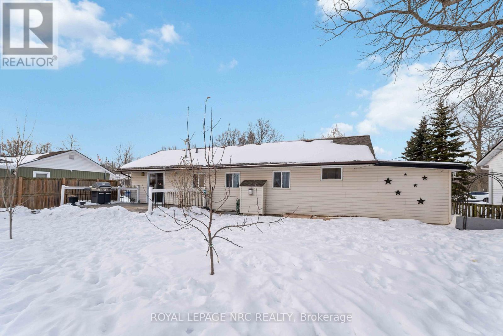 












3093 HYMAN AVENUE

,
Fort Erie (Ridgeway),




Ontario
L0S1N0

