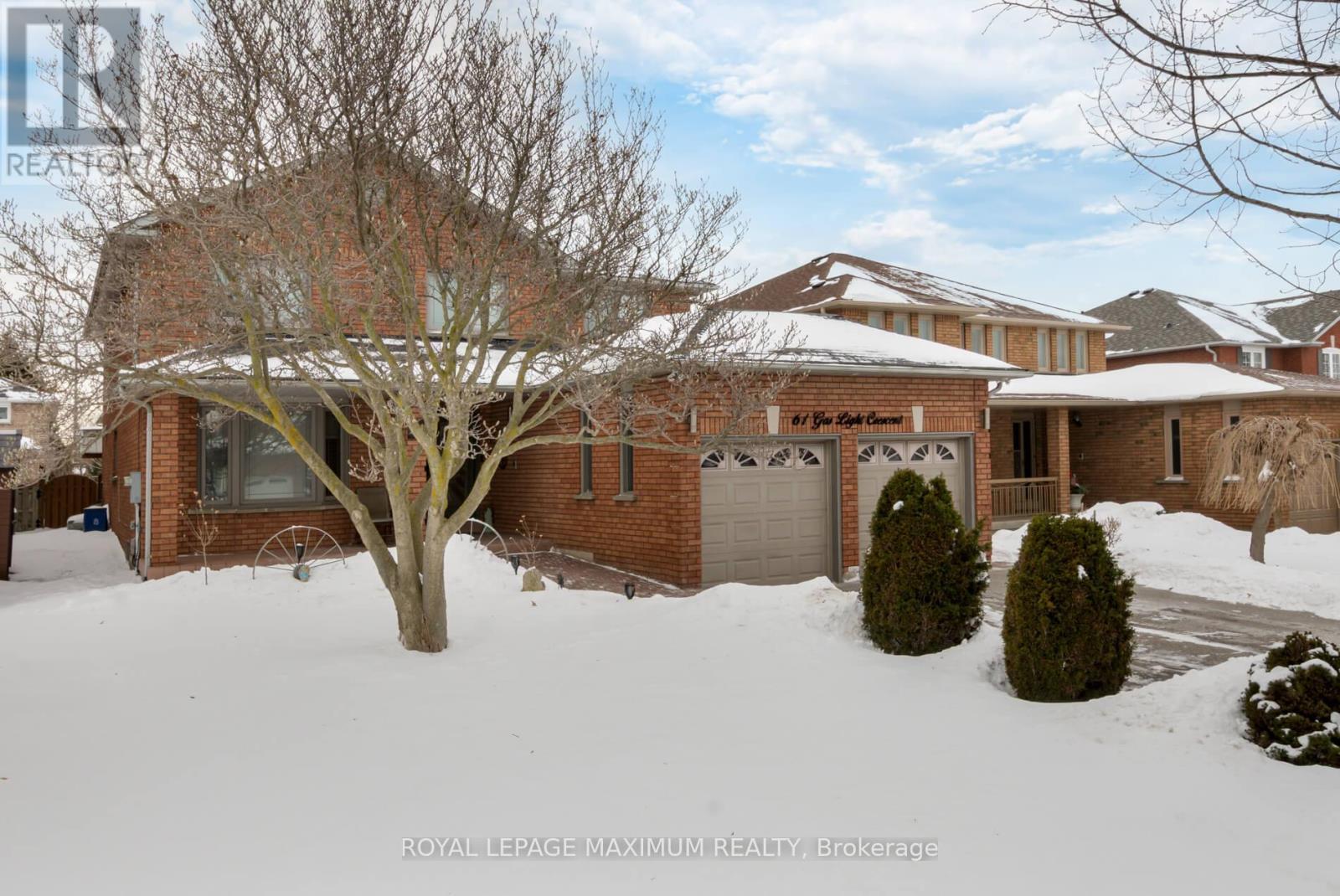 












61 GAS LIGHT CRESCENT

,
Vaughan,




Ontario
L4L8E8

