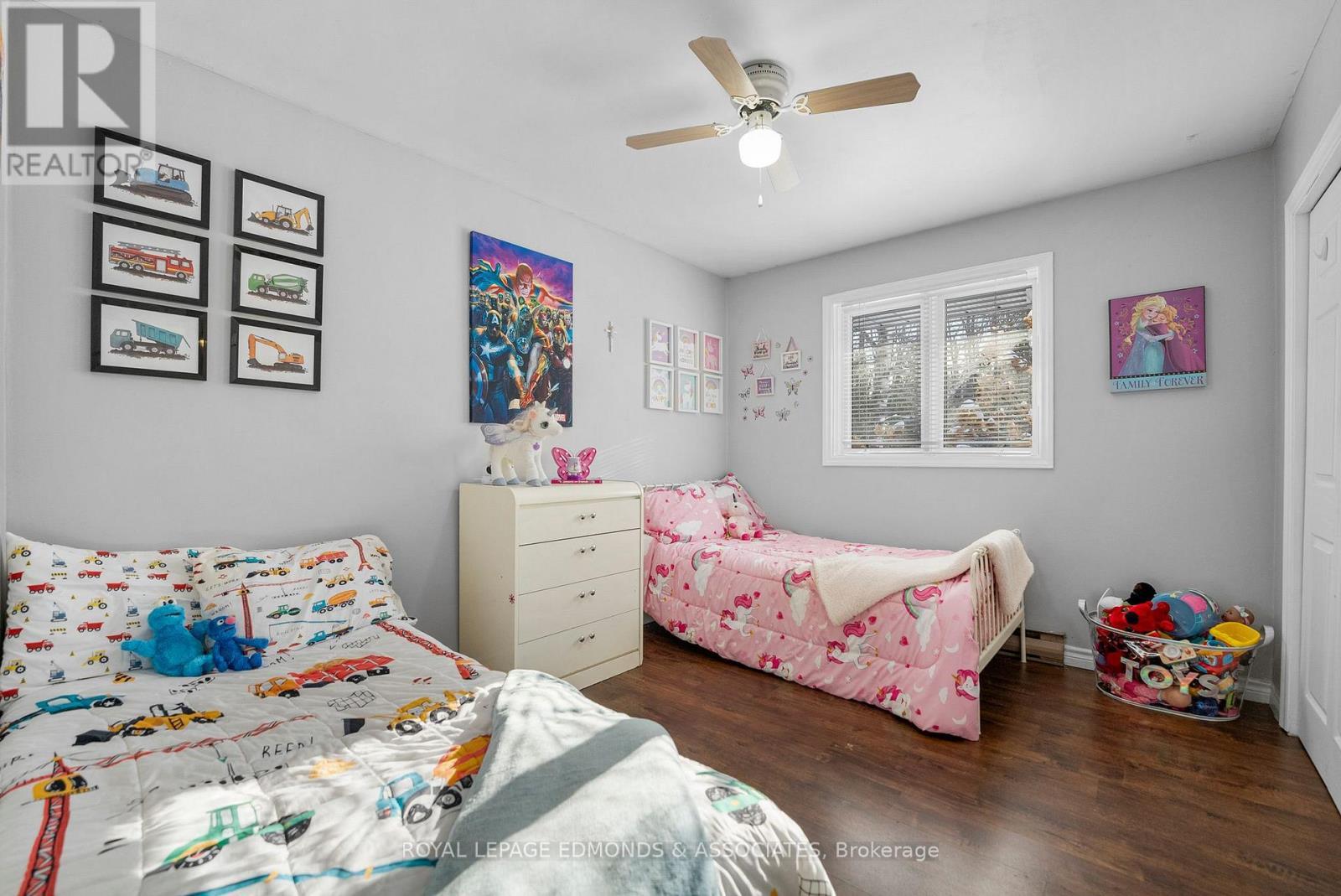 












1486 WILSON ROAD

,
Laurentian Valley,




Ontario
K8A6W4

