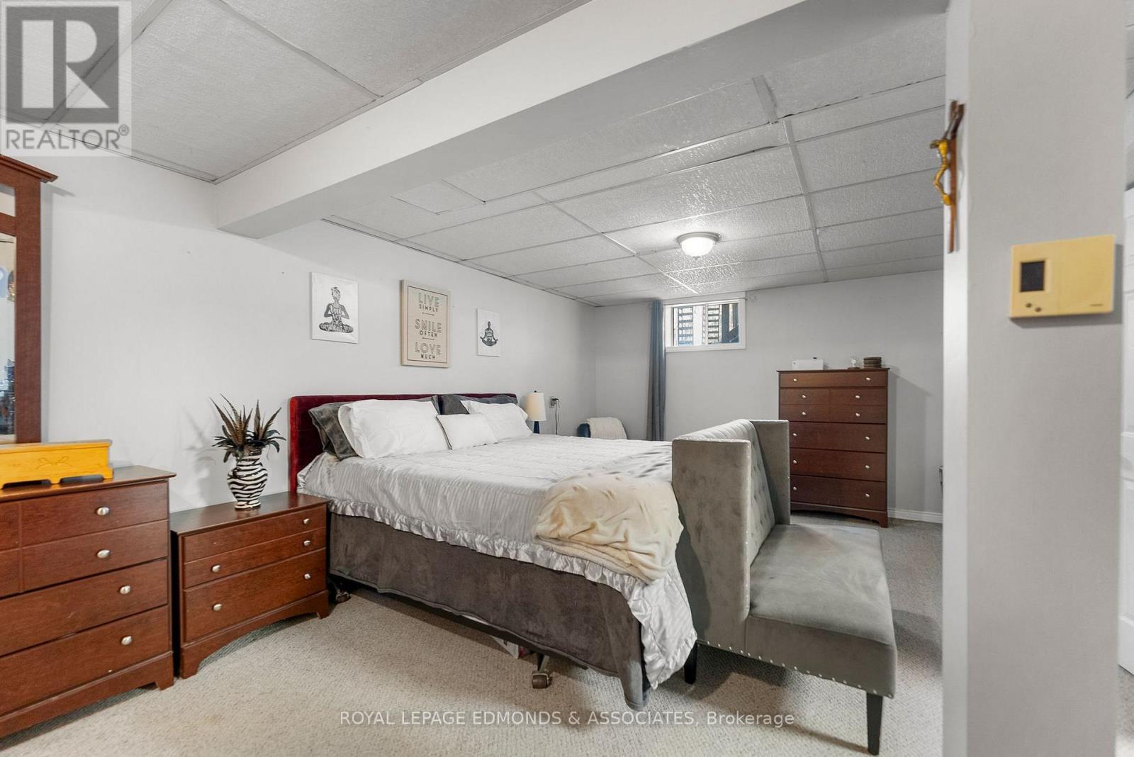 












1486 WILSON ROAD

,
Laurentian Valley,




Ontario
K8A6W4

