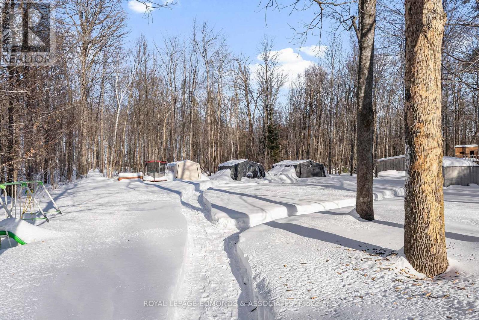 












1486 WILSON ROAD

,
Laurentian Valley,




Ontario
K8A6W4

