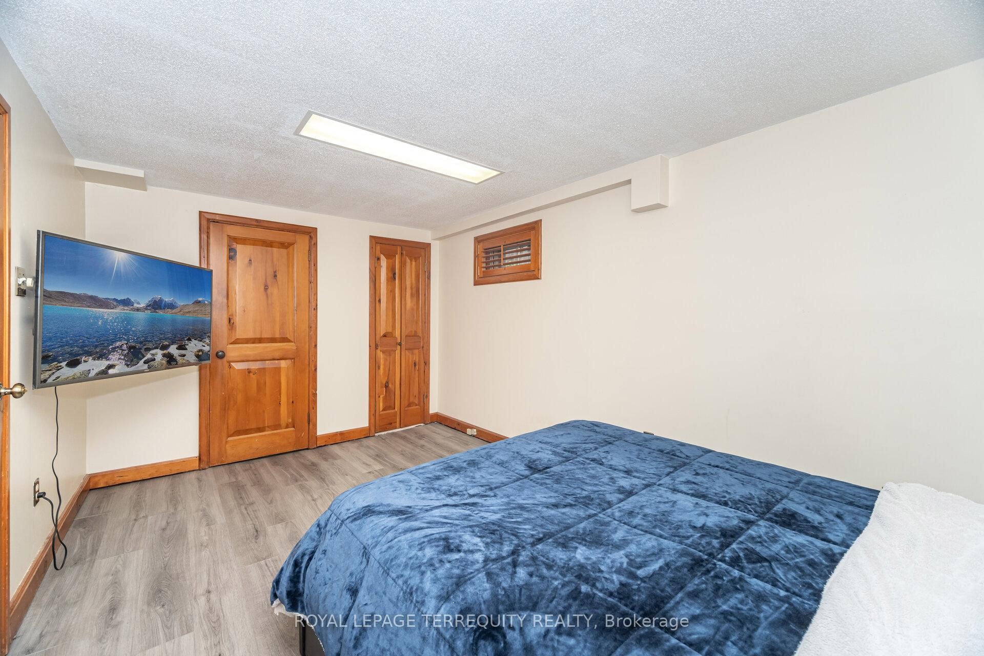 









4085


Wheelwright

Crescent,
Mississauga,




ON
L5L 2X3

