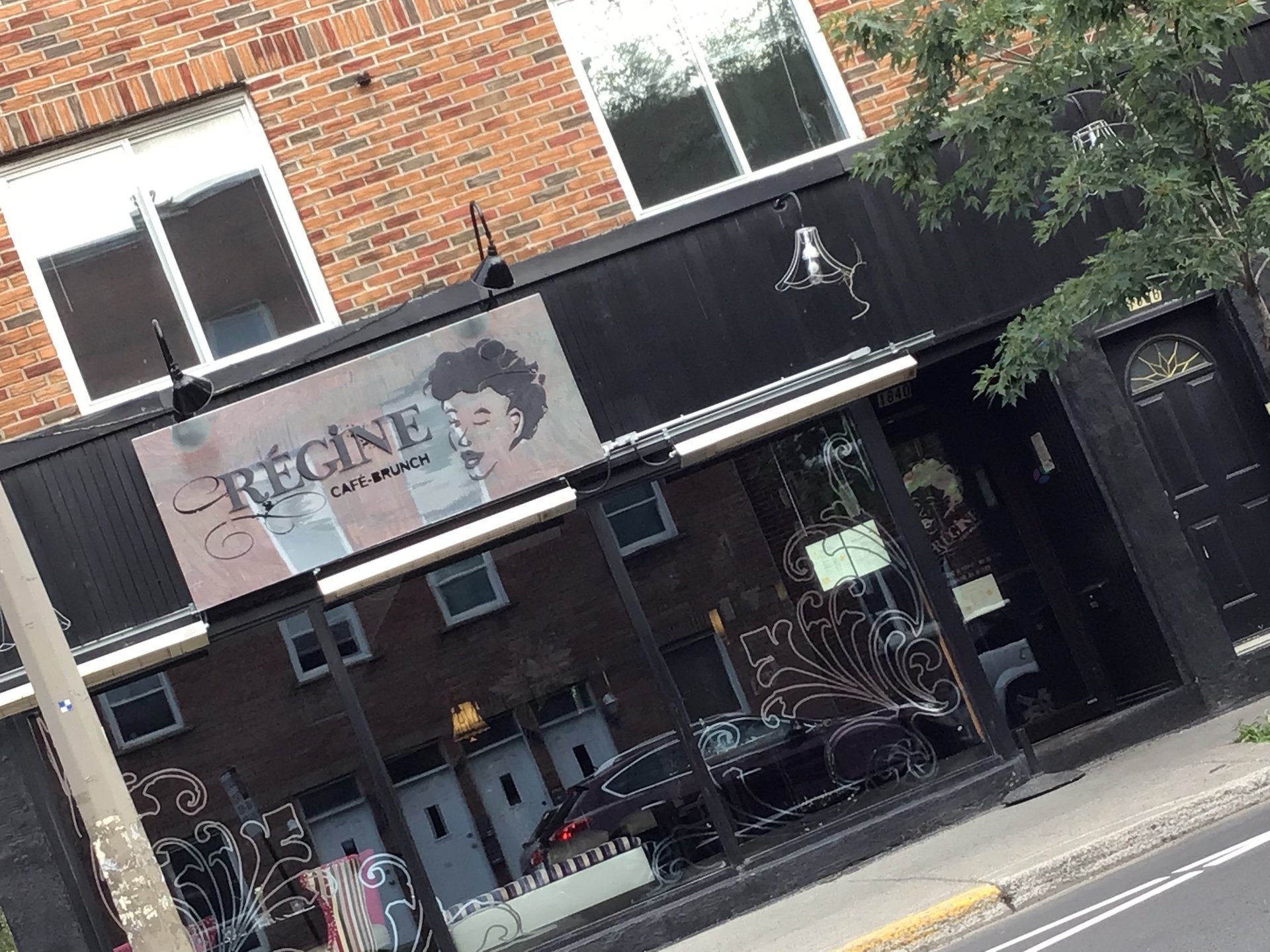 









6322


Av. des Érables

, 3,
Montréal (Rosemont/La Petite-Patrie),




QC
H2G2M8

