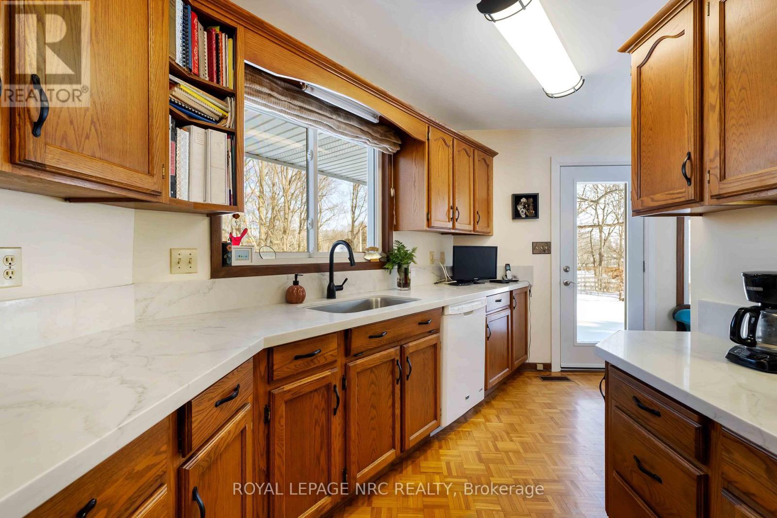 












4271 13TH STREET

,
Lincoln (Lincoln-Jordan/Vineland),




Ontario
L0R1S0

