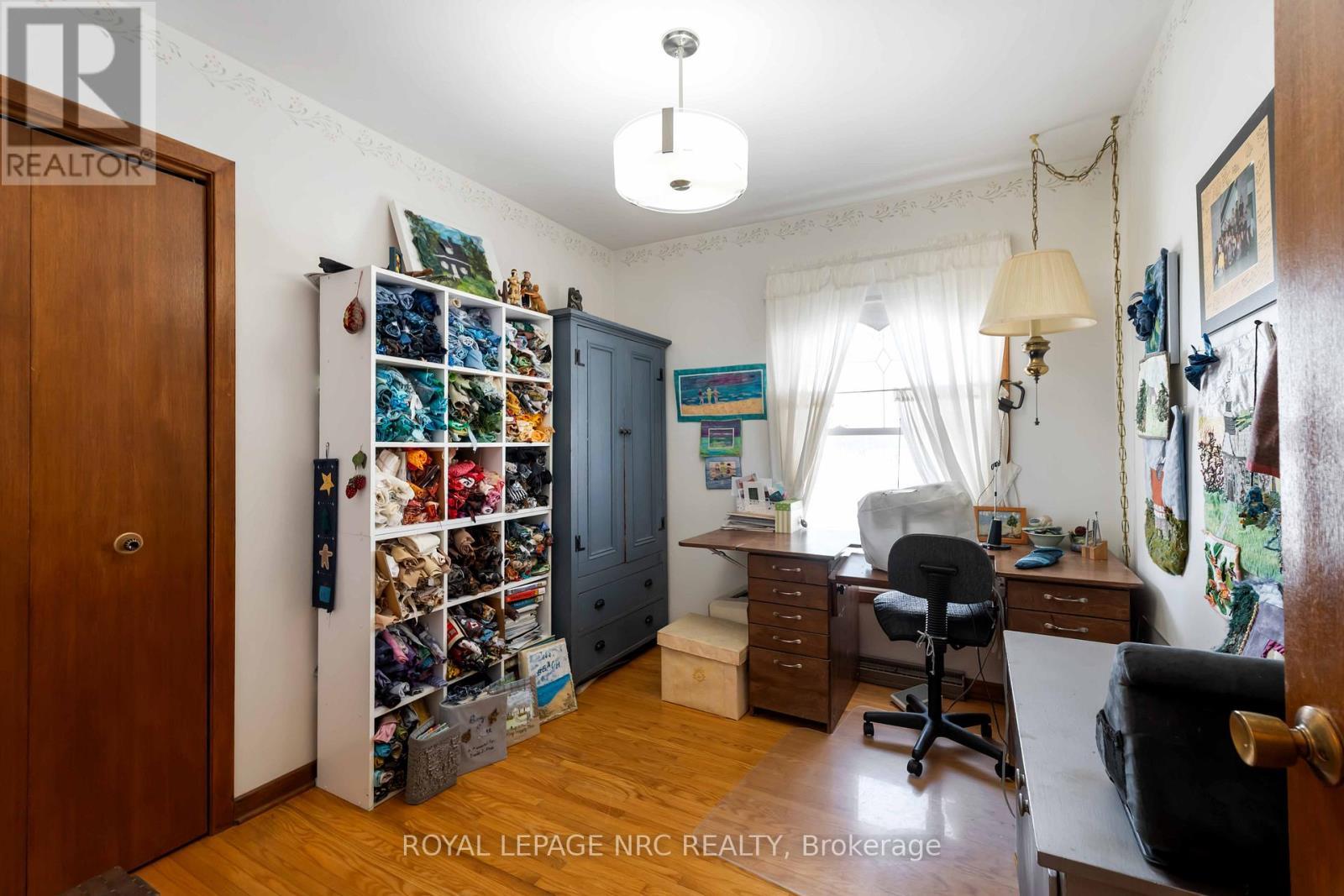 












4271 13TH STREET

,
Lincoln (Lincoln-Jordan/Vineland),




Ontario
L0R1S0

