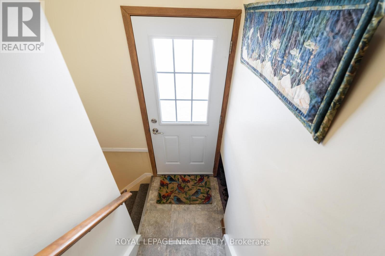 












4271 13TH STREET

,
Lincoln (Lincoln-Jordan/Vineland),




Ontario
L0R1S0

