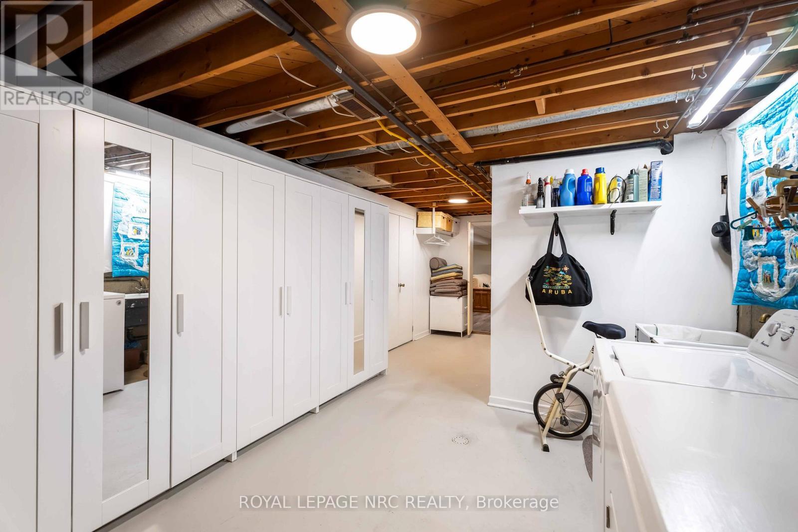 












4271 13TH STREET

,
Lincoln (Lincoln-Jordan/Vineland),




Ontario
L0R1S0

