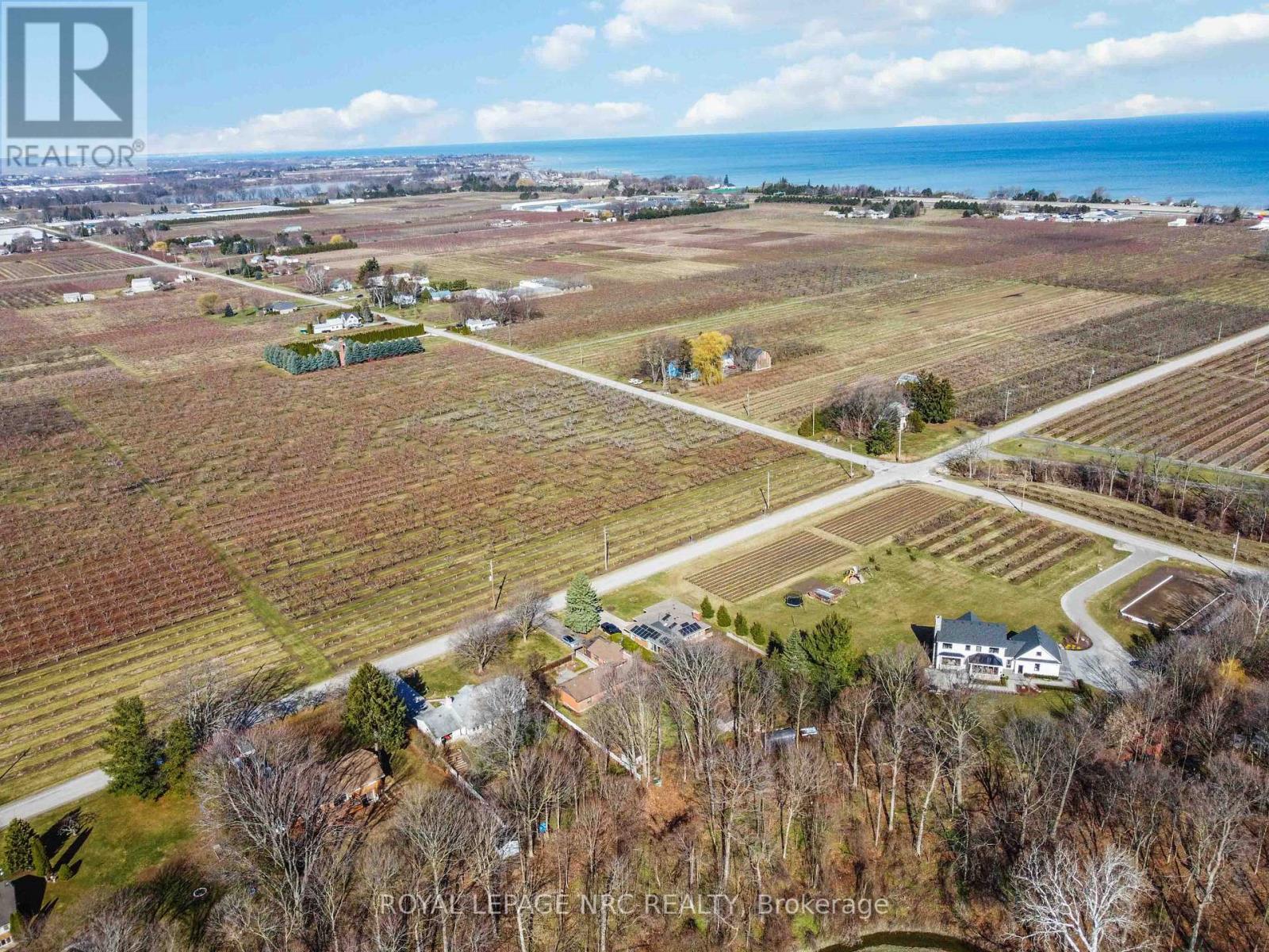 












4271 13TH STREET

,
Lincoln (Lincoln-Jordan/Vineland),




Ontario
L0R1S0

