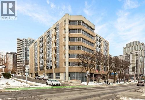 Featured Listing Photo 