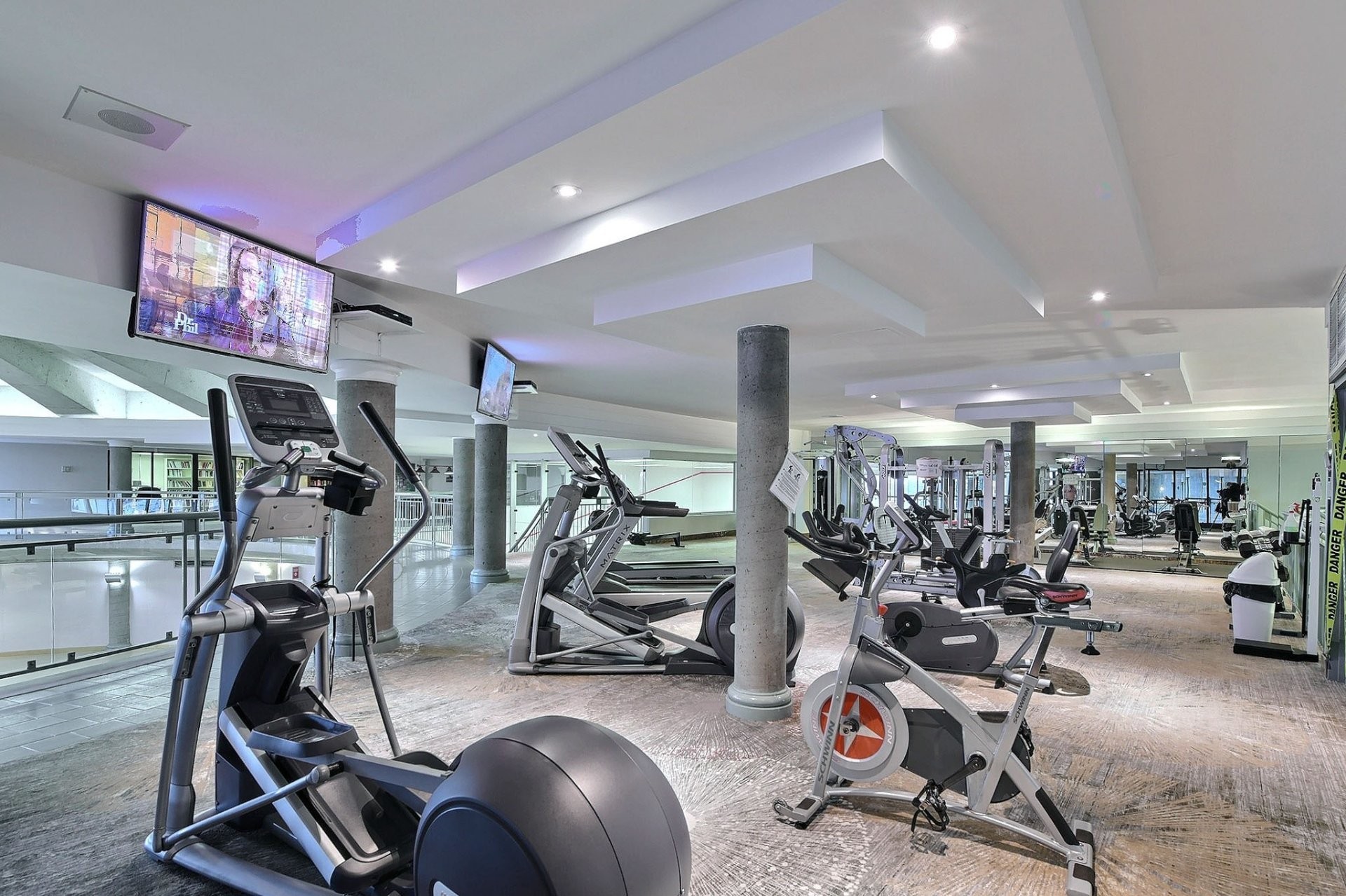 









4450


Prom. Paton

, 103,
Laval (Chomedey),




QC
H7W5J7

